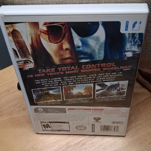 Ubisoft Driver Parallel Lines for Wii - Red - Picture 2 of 9